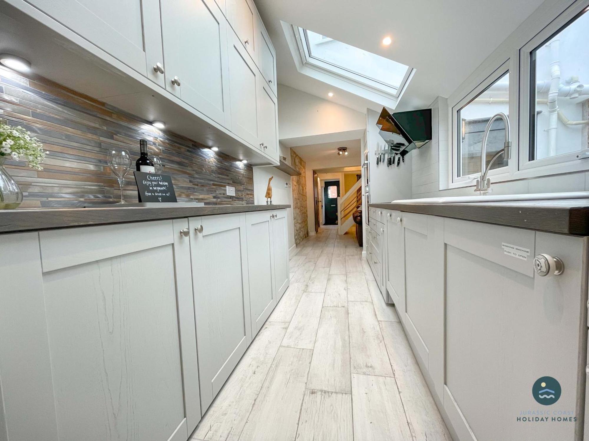 Cobb Cottage - Harbourside Permit Parking Уэймут Экстерьер фото
